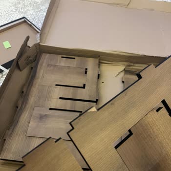 Bahadır Grup Oyuncak Hb Oyuncak Kitaplık Hem Kırık Hem De Defolu Çıktı