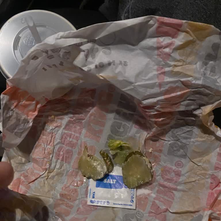 Alerjimi Belirtmeme Rağmen Turşulu Ürün Ve İletişim Sorunu