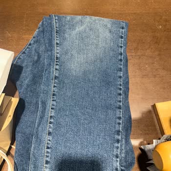 Kullanılmamış Pantolonumun Değişimi Reddedildi