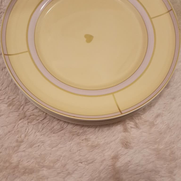 Karaca Züccaciye Yanlış Renk Ürün Gönderildi, Mağduriyetim Giderilsin İstiyorum