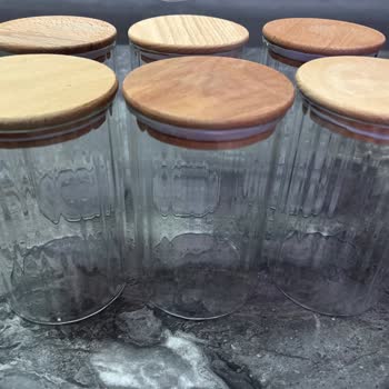 Aldığım Cam Kavanozların Kapaklarındaki Yoğun Koku Ürünlerin Tadını Bozdu