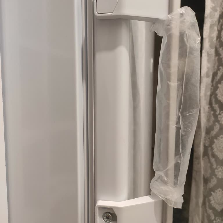 Derin Dondurucu Kapağındaki Eksik Parça İçin Servis Çözüm Sunmuyor