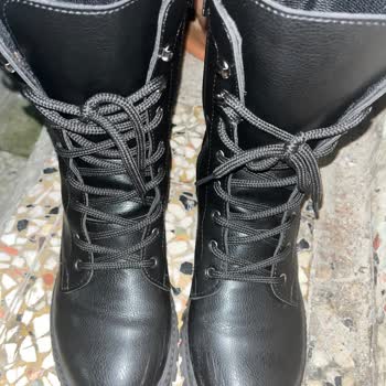 Kısa Sürede Yıpranan Ve Rahatsızlık Veren Bot İçin İade Talebi