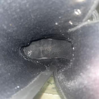 Kısa Sürede Yıpranan Ve Rahatsızlık Veren Bot İçin İade Talebi