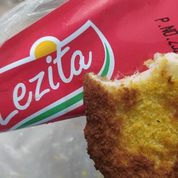 Lezita Şinitzelde Tavuk Tüyleri: Sağlık Ve Hijyen Skandalı