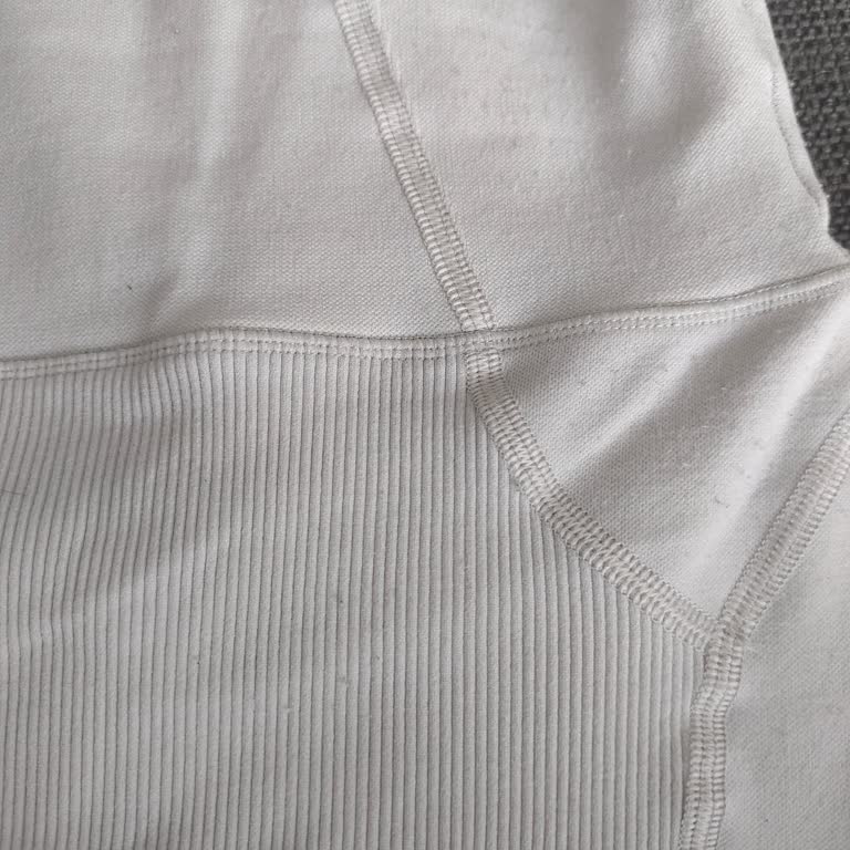 Comeup Aldığım Taytta Tüylenme Sorunu Ve İade Sürecinde Destek Eksikliği!