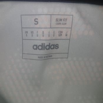 Adidas Ürünlerinde Kısa Sürede Beklenmedik Deformasyon