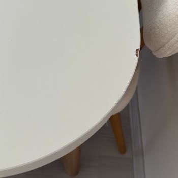 Teslim Edilen Mobilyalarda Kırık Parçalar Ve Geciken Parça Değişimi