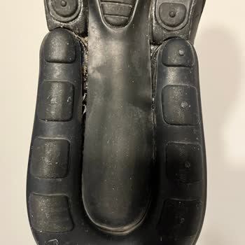 Nike Air Max Ayakkabının Hava Tabanı Kısa Sürede Patladı, Değişim Talebim Reddedildi