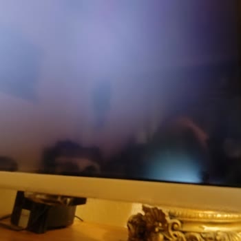 Philips Televizyonda Kronik Ekran Parlama Sorunu Ve Ürün Değişim Talebi