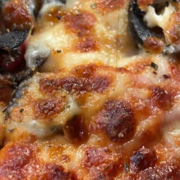 Pizzadan Çıkan Saç Telleri Ve Çözülmeyen Hijyen Sorunu