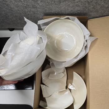 Kırık Ürün Sonrası İade Yapılmadı Müşteri Hizmetlerine Ulaşamıyorum