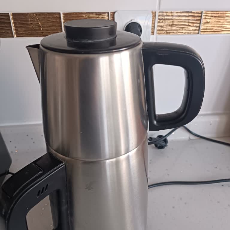 Karaca Züccaciye Ürünü Aldıktan Bir Yıl Sonra Elektrik Kaçağı Oluşmaya Başladı