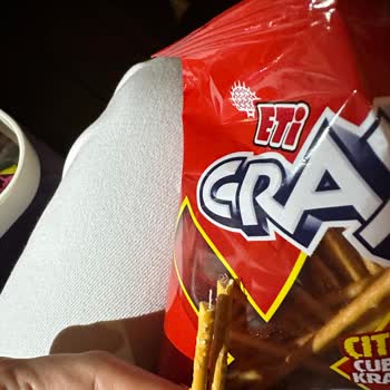 Eti Crax Krakerde Yabancı Madde Şoku Ve Müşteri Hizmetleri Sessizliği