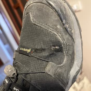 Adidas Terrex Ayakkabım 9 Ayda Yırtıldı Değişim Talebim Reddedildi