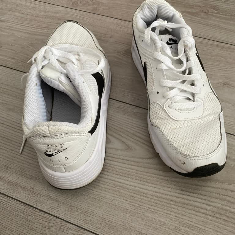 Ayıplı Nike Ayakkabı Ve Olumsuz Mağaza Deneyimi: Değişim Veya İade Talebim Reddedildi