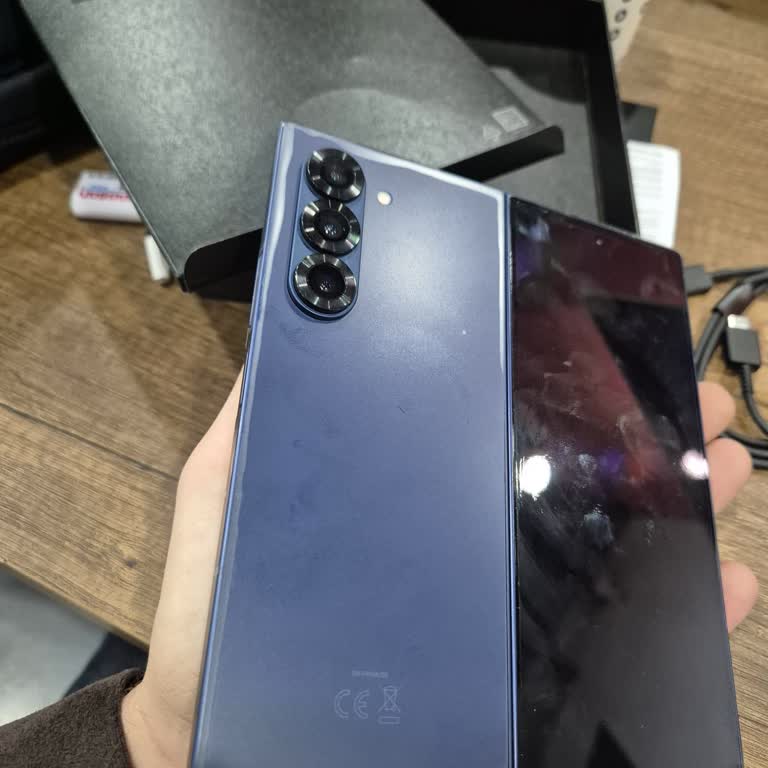 Sıfır Diye Satılan Telefonun Kullanılmış Çıkması Hayal Kırıklığı Yarattı