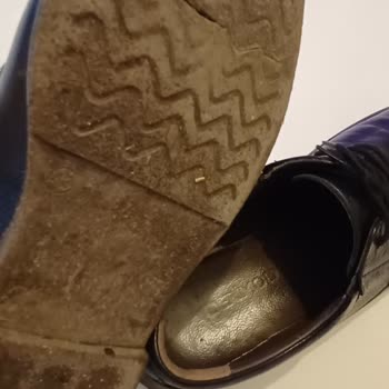 10 Ayda Tabanı Kırılan Ayakkabıya Derimoddan Çözüm Bekliyorum