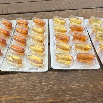 Omega 3 Kapsüllerinde Renk Farklılığı Ve Lekelerle Karşılaştım