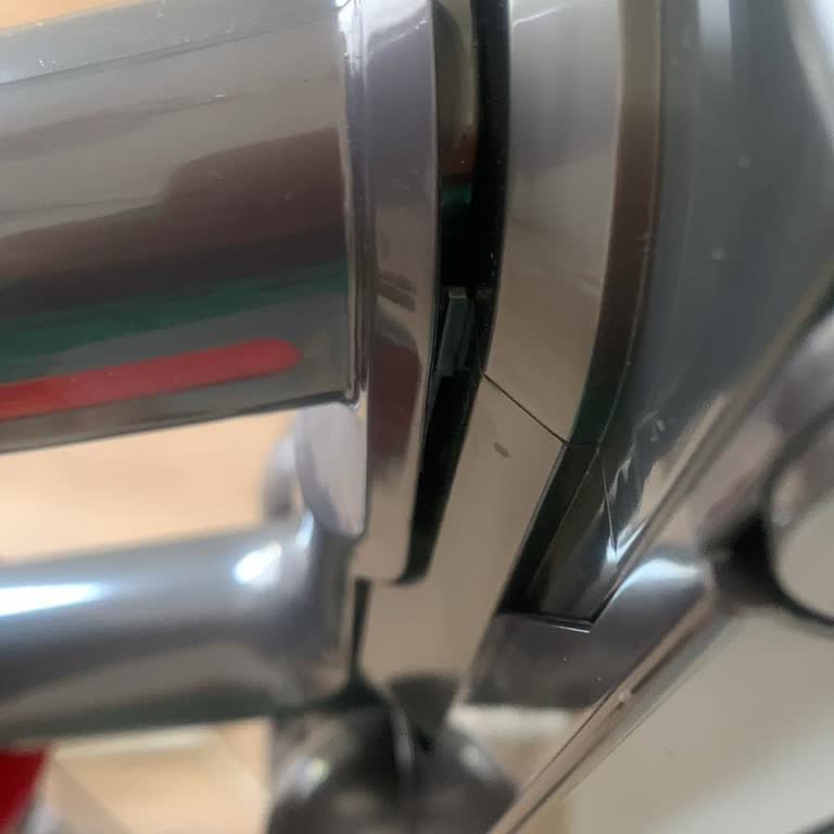 Yetkili Servis Müdahalesi Sonrası Dyson Süpürgemde Batarya Ve Tamir Ücreti Sorunu