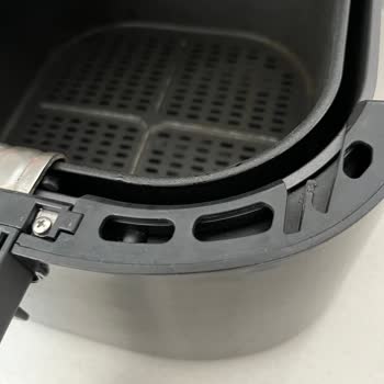 Airfryer Kapağı Kapanmıyor Ve İç Temizliği Yapılamıyor Servis Desteği Yok