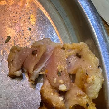 Çiğ Döner Ve Saygısız Yanıt: Koçlar'da Gıda Güvenliği Skandalı