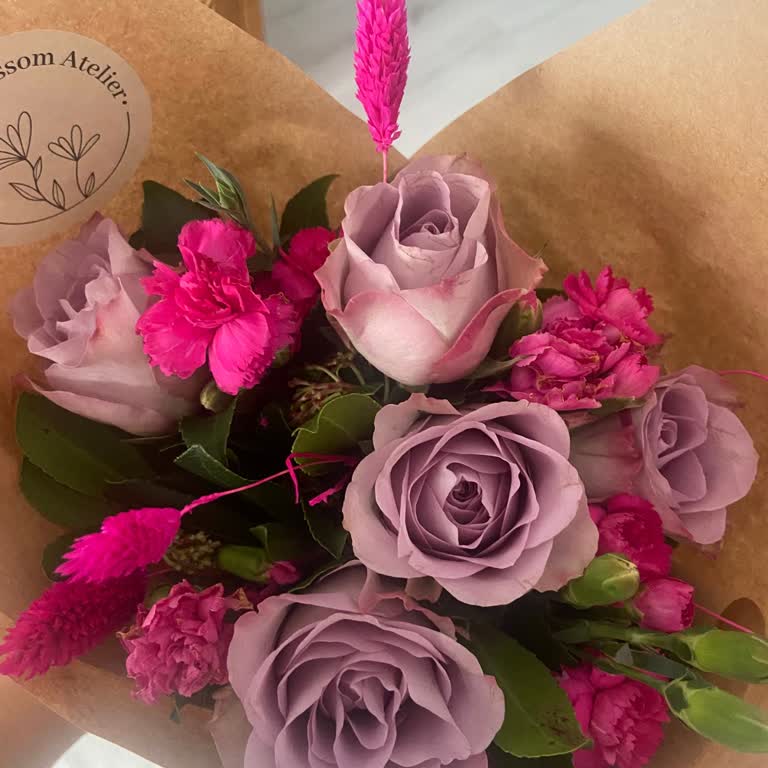 Çiçek Sepeti Gelen Çiçeklerin Hem Görsele Göre Gül Sayısı Çok Azdı!