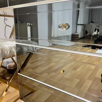 Kusurlu Mobilya Ve İlgisiz Müşteri Hizmetleriyle Mağduriyet Yaşadım