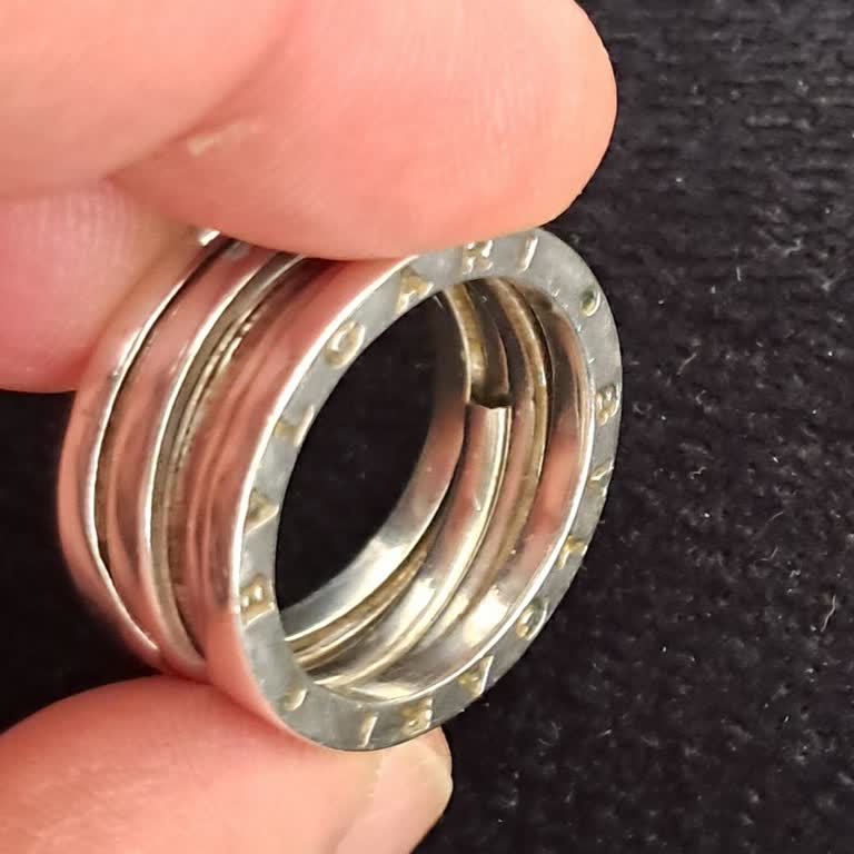 Mi anillo Bvlgari Akordeon se rompió inesperadamente, necesito asistencia
