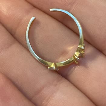 Mute Jewelry Yüzükte Renk Solması Ve Taş Düşmesi, Müşteri Hizmetlerinden Yanıt Yok