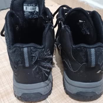 Bursa Zafer Plaza Kısa Sürede Deforme Olan Bot İçin Değişim Talebim Reddedildi