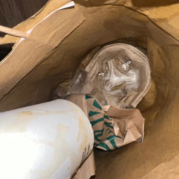 Yemeksepeti Starbucks Siparişimde Hasarlı Ürün Ve Yetersiz İade Süreci