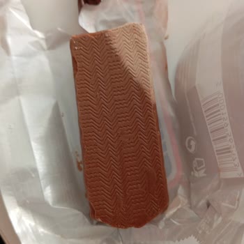 Aldığım Çikolatanın Bozulmuş Çıkması Ve Marketin Çözüm Sunmaması