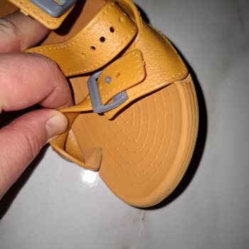 Trendyol Kısa Sürede Yırtılan Çocuk Ayakkabısı İçin Çözüm Bekliyorum