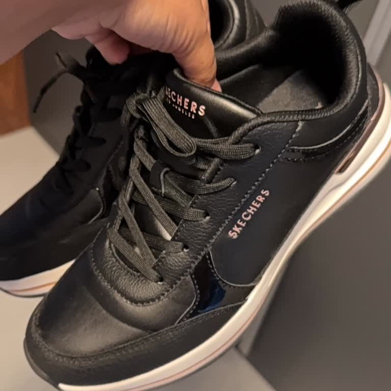 İlk Kullanımda Yoğun Koku Ve Sağlık Endişesi: Ayakkabının İadesini İstiyorum