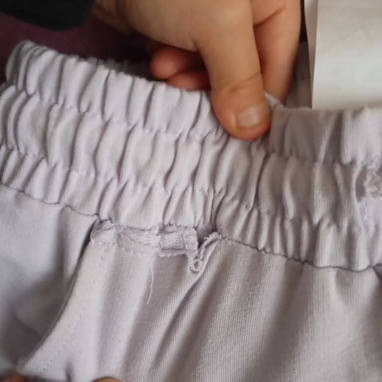 İki Kez Giyilen Eşofman Altı Dikiş Yerinden Açıldı İade Talebim Var