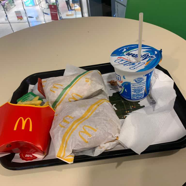 McDonald's'ın Düşen Kalitesi Ve Lezzetsiz Ürünleri
