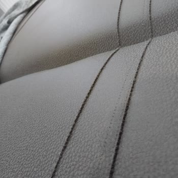 Bellona 3'lü Koltukta Kumaş Deformasyonu Ve Yetersiz Çözüm