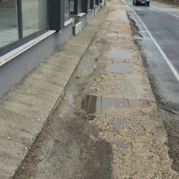 Kaldırım Sorunu ve Yaya Güvenliği Hakkında Şikayet