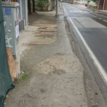 Kaldırım Sorunu ve Yaya Güvenliği Hakkında Şikayet