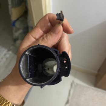 Garanti Devam Ederken Parça Değişimi İçin Ücret Talep Edilmesi Mağduriyet Yaratıyor