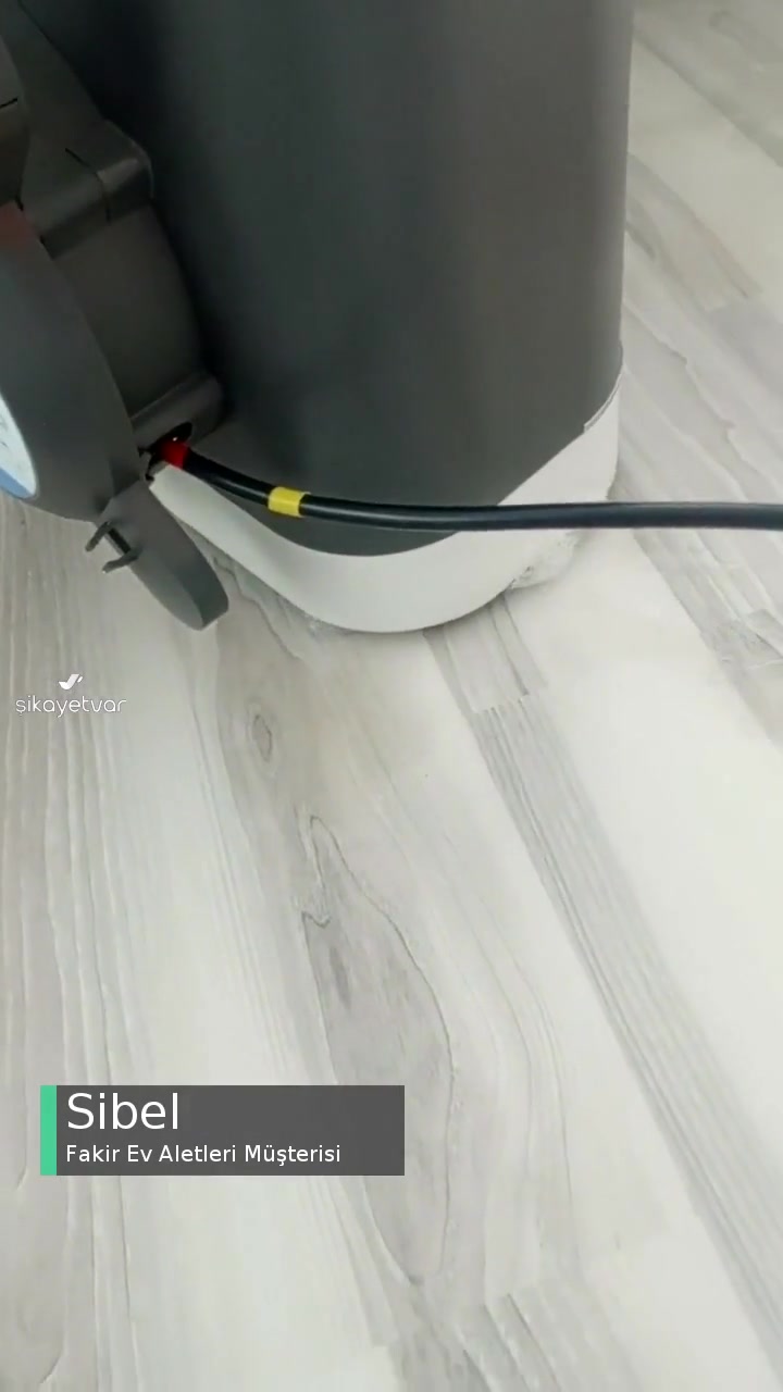 Fakir Makine Su Akıtıyor, İade Alınmasını İstiyorum, Yetkili Servisi İlgilenmedi! videonun kapak resmi