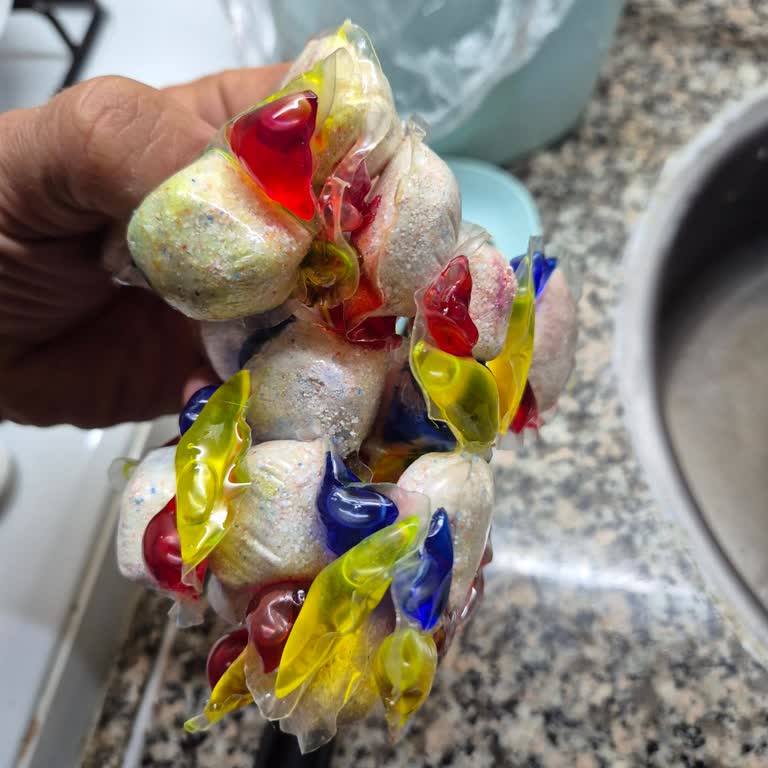 Aldığım Bulaşık Makinesi Deterjanı Kullanılamaz Halde Çıktı