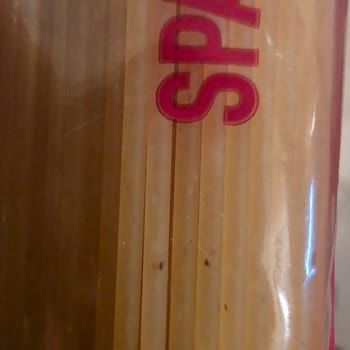 Filiz Makarna Paketlerinde Kurt Sorunu Ve Sağlık Endişesi