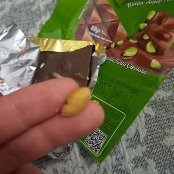 Çikolatada Fıstık Kabuğu İle Karşılaşmak Tadımı Ve Güvenimi Bozdu