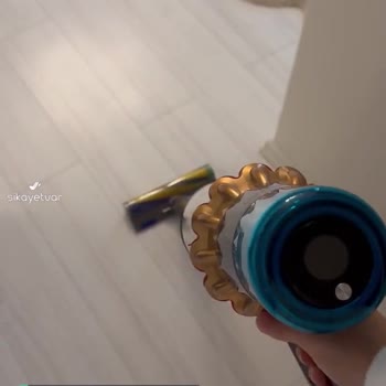 Dyson V15 Çalışmaya Başlarken Duruyor!