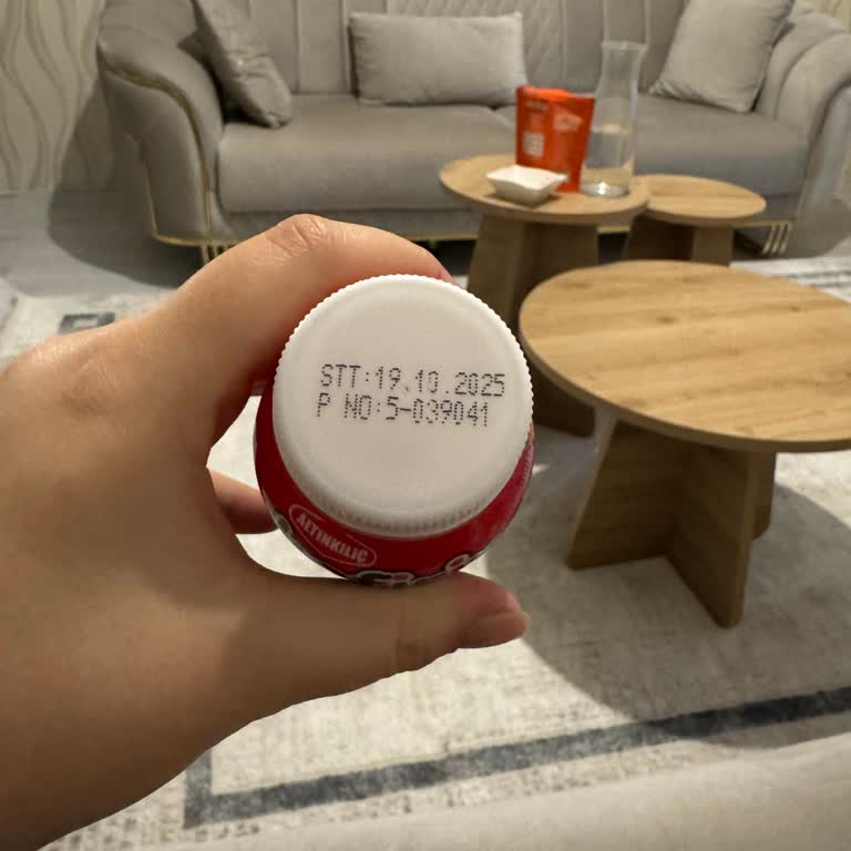 Son Kullanma Tarihi Geçmiş Kefir Satıldı, Ücret İadesi İstiyorum