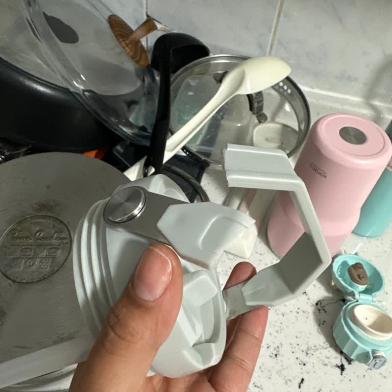 Karaca Termosun Kulpu Kısa Sürede Kırıldı Garanti Kapsamına Alınmadı