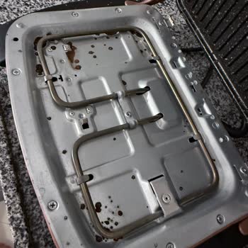 Kısa Sürede Paslanan Tost Makinesi İçin Garanti Kapsamında Değişim Talebi