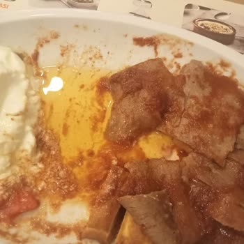 İlgisiz Servis Ve Kötü Ürün Sunumu Hayal Kırıklığı Yarattı